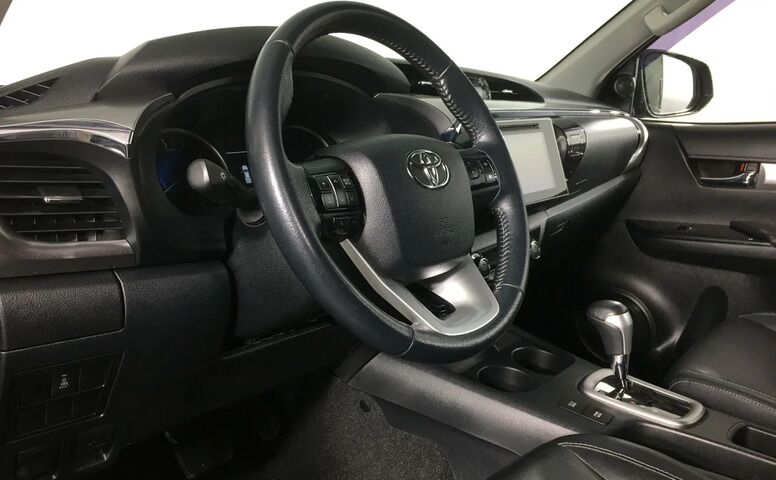 Toyota hilux viii