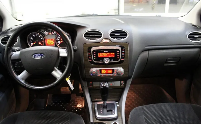 Ford Focus II Рестайлинг