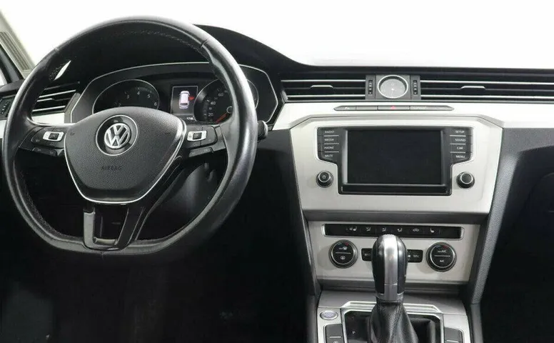 Volkswagen Passat 1.4 Робот