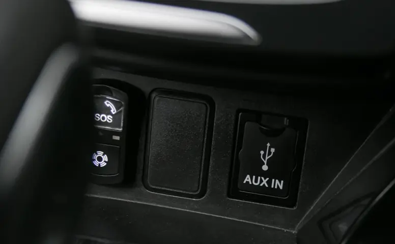 DongFeng AX7