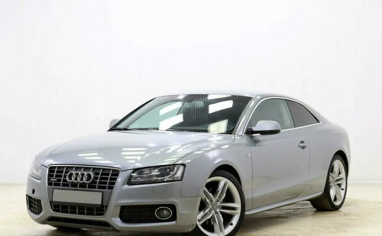 Audi A5 2.0 Робот