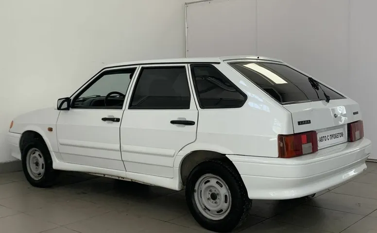 LADA (ВАЗ) 2114 1.6 MT (81 л.с.)