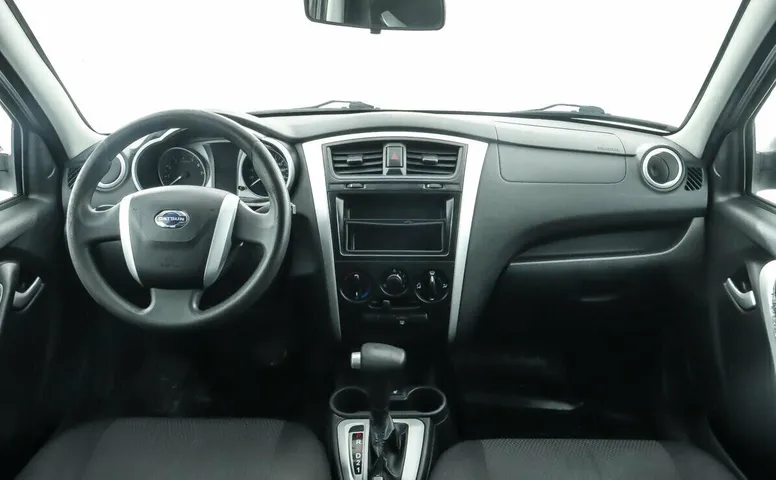 Datsun mi-DO