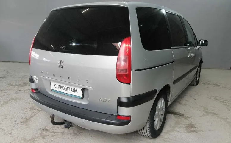 Peugeot 807 2.0 AT (136 л.с.)