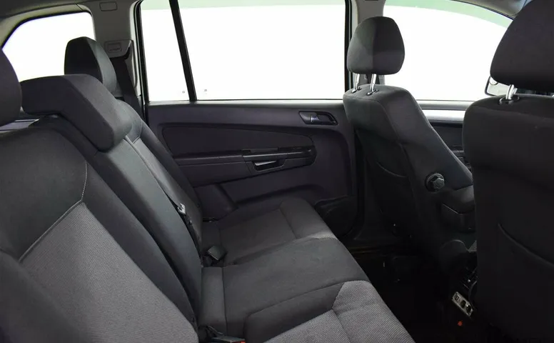 Opel Zafira B Рестайлинг