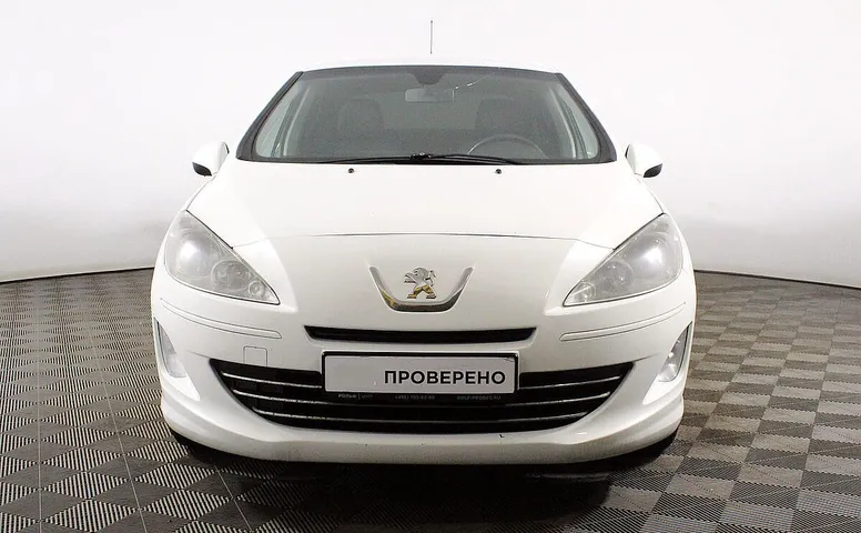 Peugeot 408