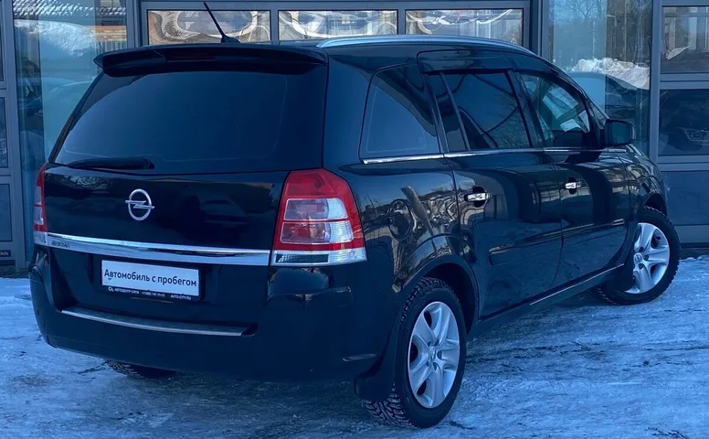 Opel Zafira B Рестайлинг