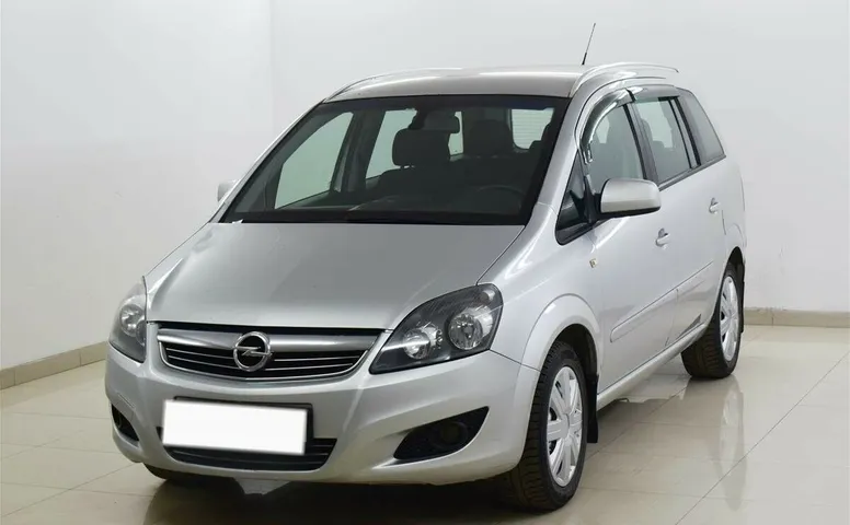 Opel Zafira B Рестайлинг