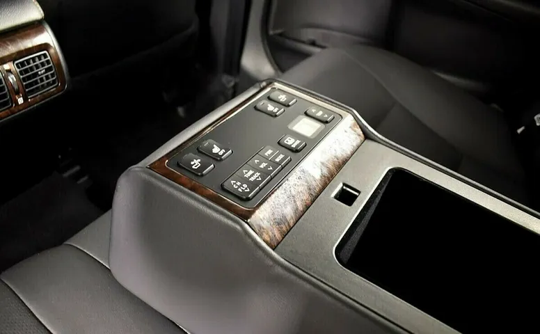 Toyota Camry VII (XV50) Рестайлинг