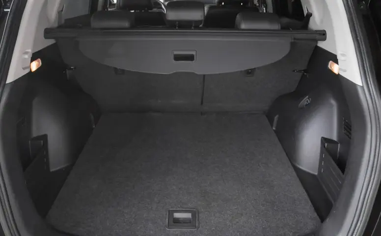 DongFeng AX7