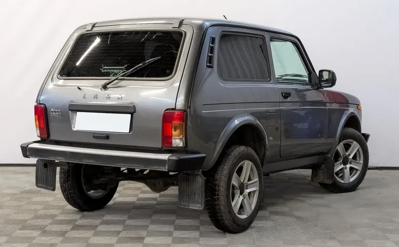 Niva Legend