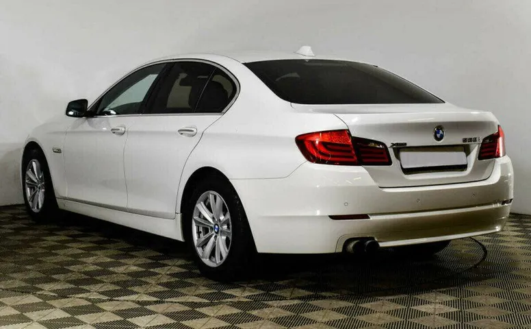 BMW 5 серия 2.0 Автомат