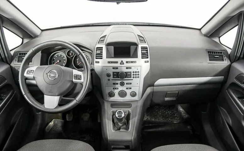 Opel Zafira B Рестайлинг