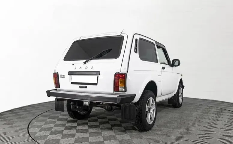 Niva Legend