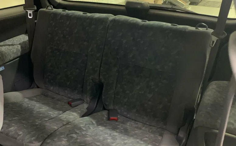 Toyota Ipsum, 2 поколение