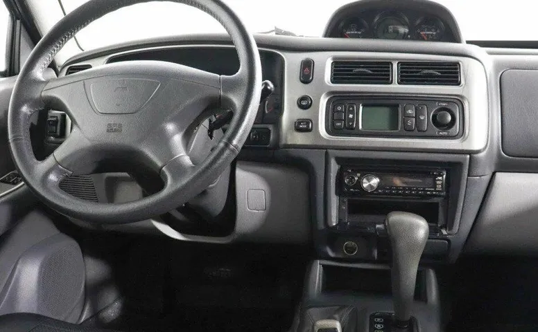 Mitsubishi Pajero Sport