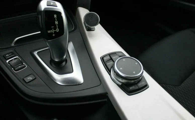 BMW 3 серия 1.6 Автомат