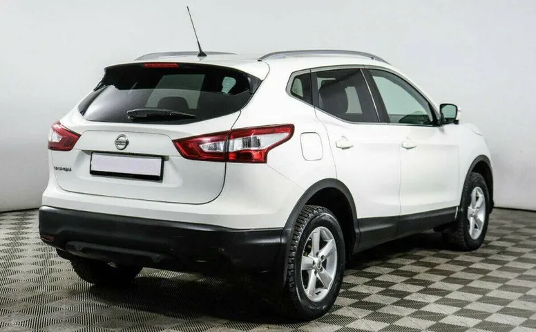 Nissan Qashqai 2.0 Вариатор
