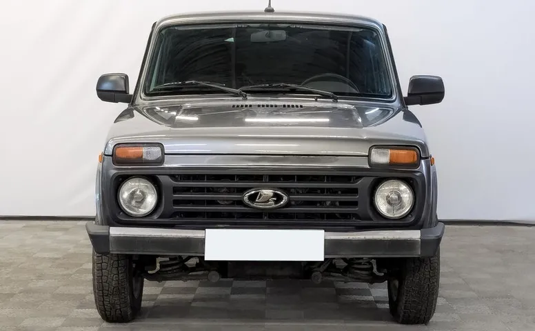 Niva Legend
