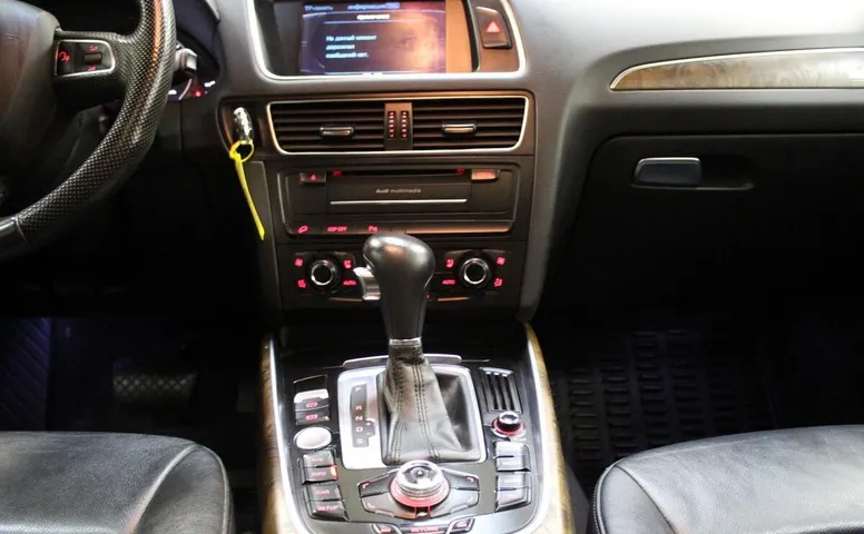 Audi Q5 I(8R)