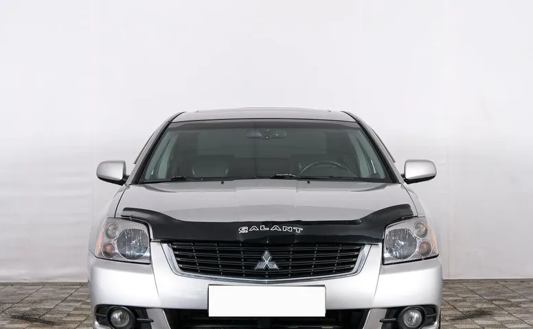 Mitsubishi GALANT