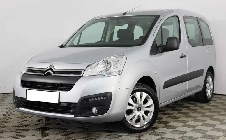 Citroen berlingo мкпп 2021 с пробегом 7 200 км