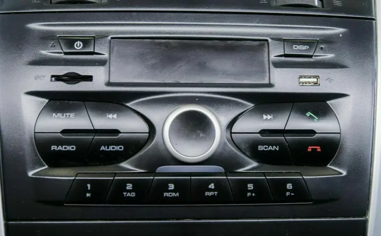 Datsun mi-do