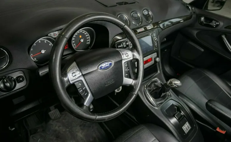 Ford galaxy