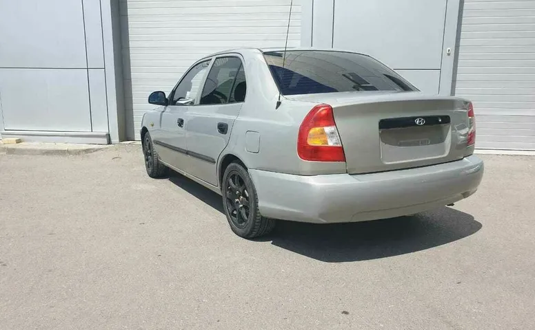 Hyundai ACCENT 1.5 MT (102 л.с.)