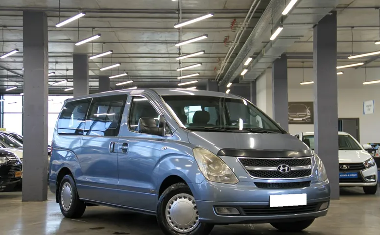 Hyundai Grand Starex I
