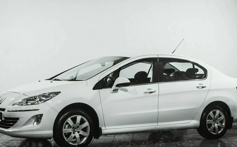 Peugeot 408