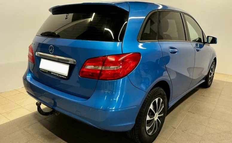 Mercedes-Benz B-Класс 180 II (W246)
