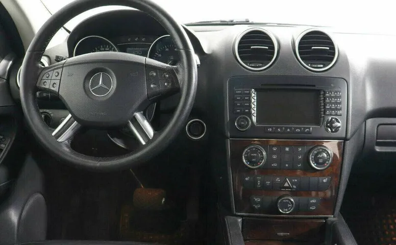Mercedes-Benz M-Класс 3.5 Автомат