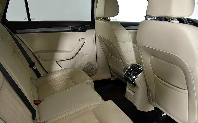 Skoda superb робот 2021 с пробегом 17 364 км