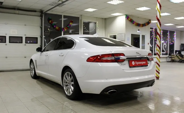 Jaguar XF I Рестайлинг