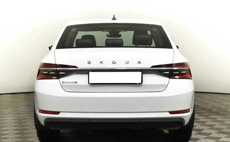 Skoda superb робот 2021 с пробегом 21 922 км