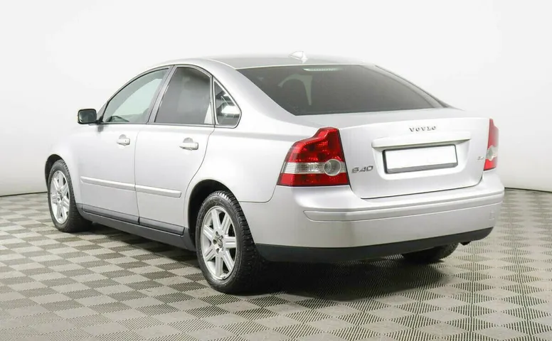 Volvo s40