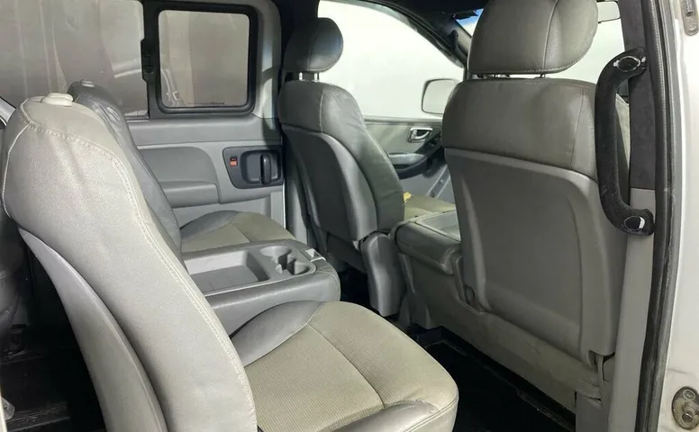 Hyundai Grand Starex I