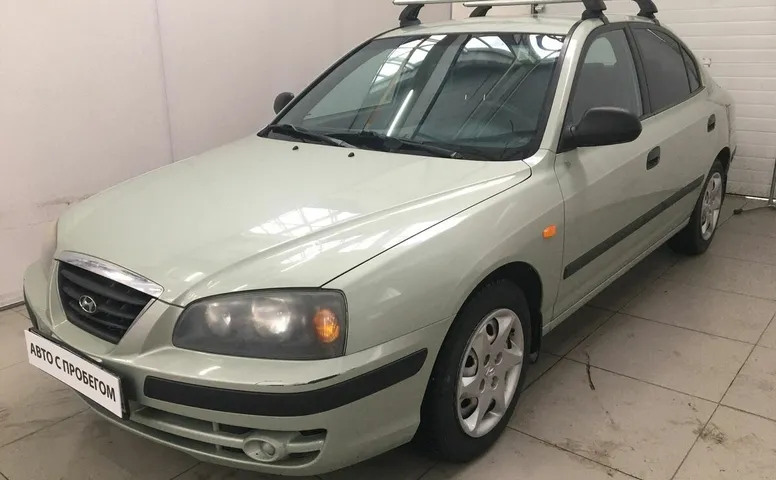 Hyundai ELANTRA 1.6 MT (105 л.с.)