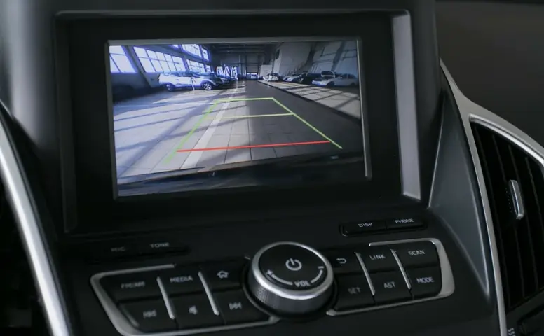 DongFeng AX7