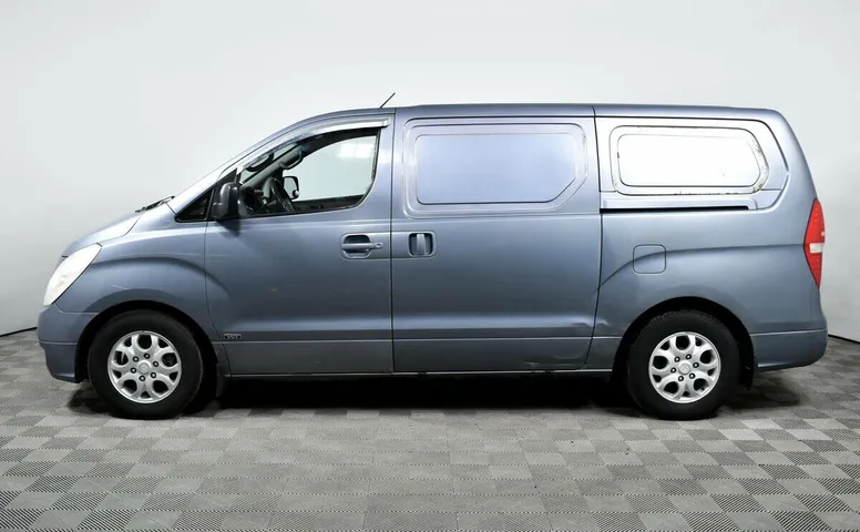 Hyundai Grand Starex I