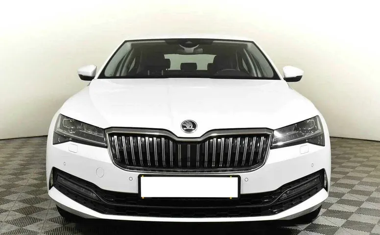 Skoda superb робот 2021 с пробегом 21 922 км