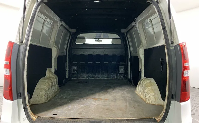 Hyundai Grand Starex I