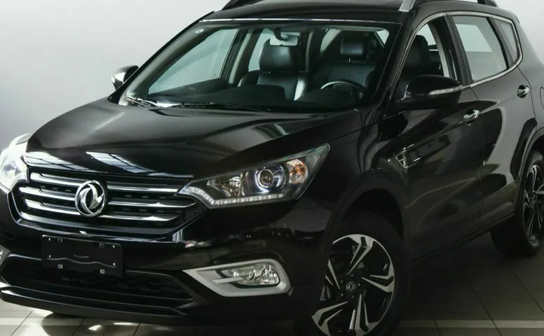 Dongfeng ax7