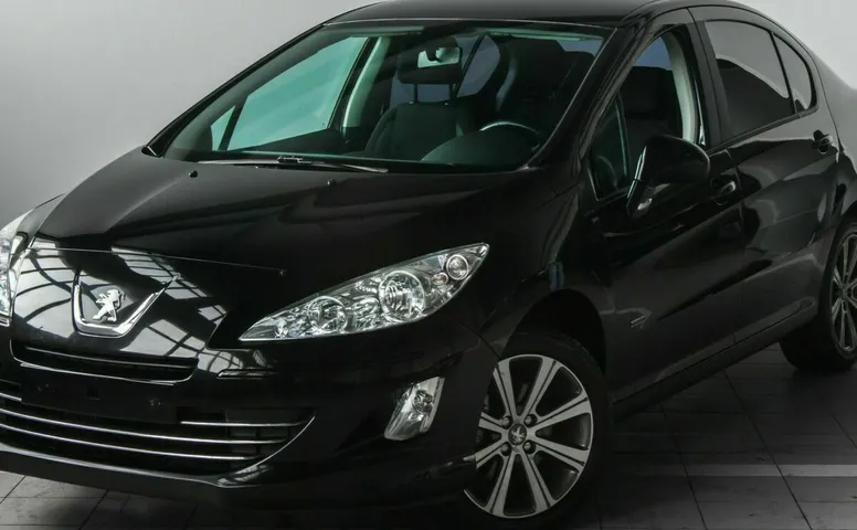 Peugeot 408