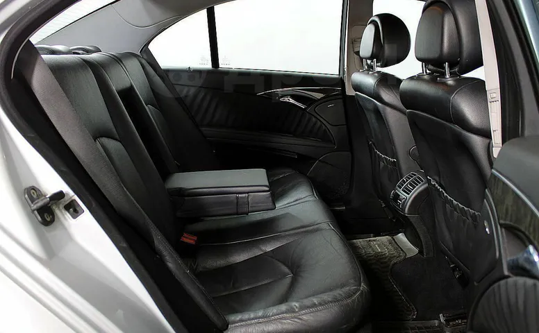 Mercedes-Benz E-Class, 3 поколение