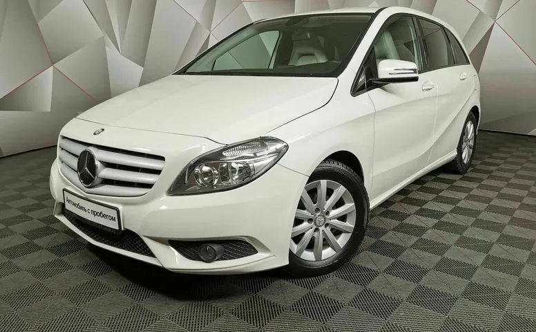Mercedes-Benz B-Класс B 180 BlueEfficiency 7G-DCT (122 л.с.) Белый