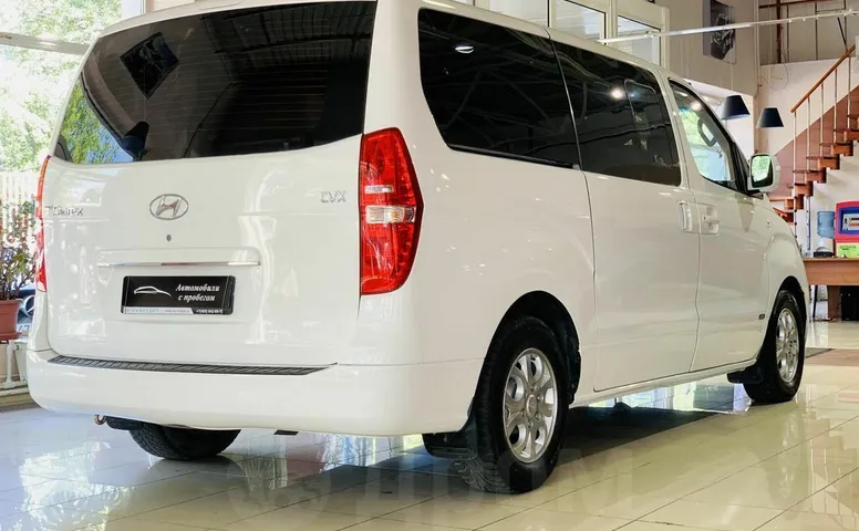Hyundai Grand Starex