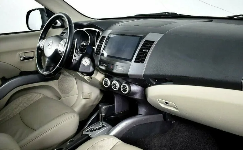 Citroen C-Crosser 2.4 Вариатор