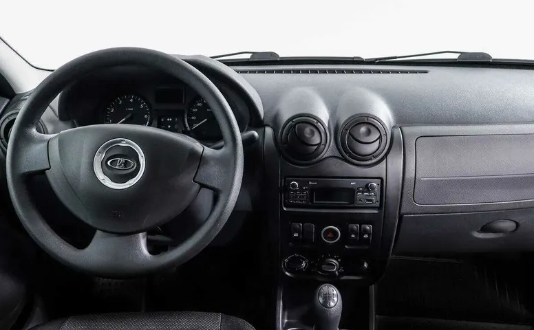 Lada (ваз) largus мкпп 2017 с пробегом 82 365 км